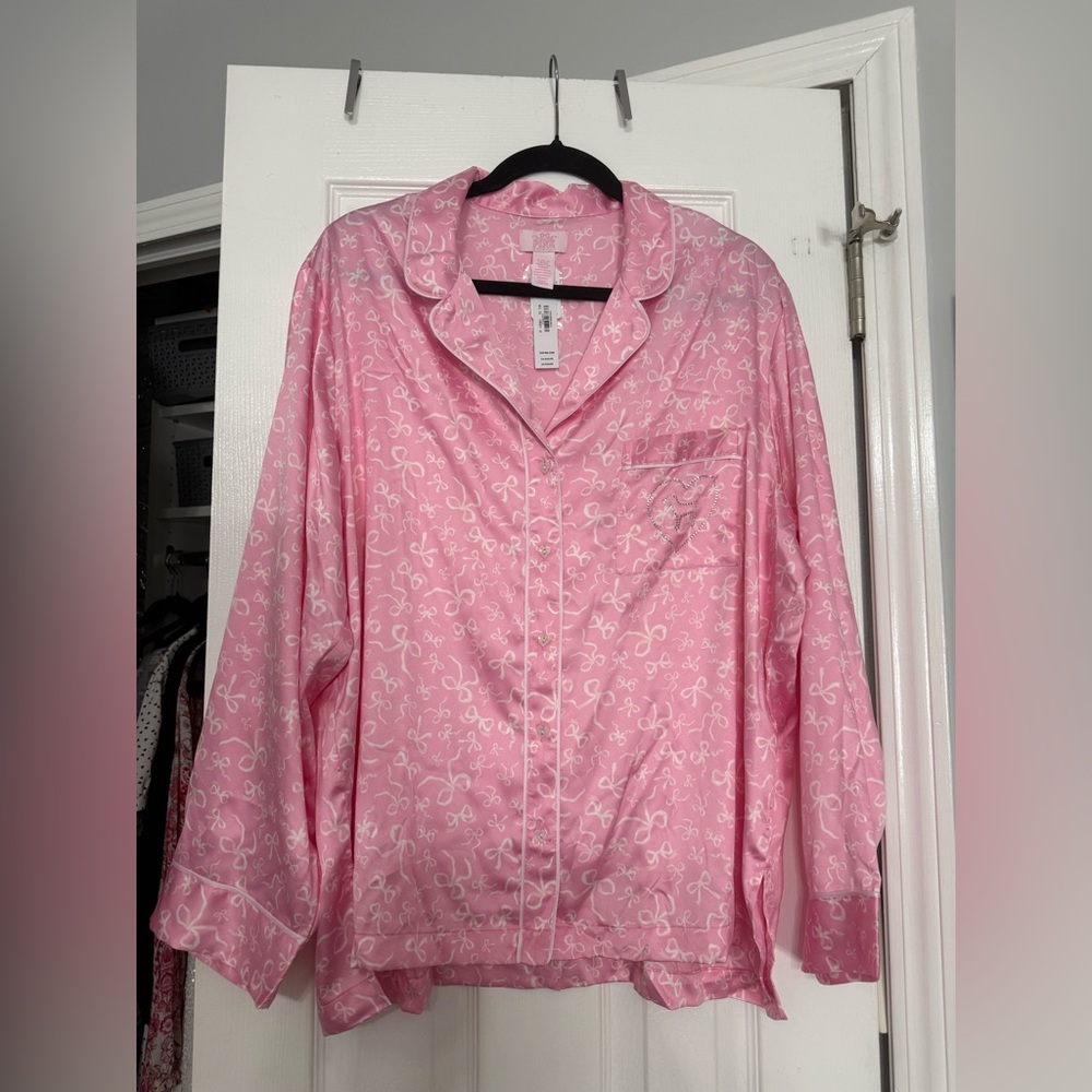 Victoria's Secret Pink Satin Bow-Print Pajama Top